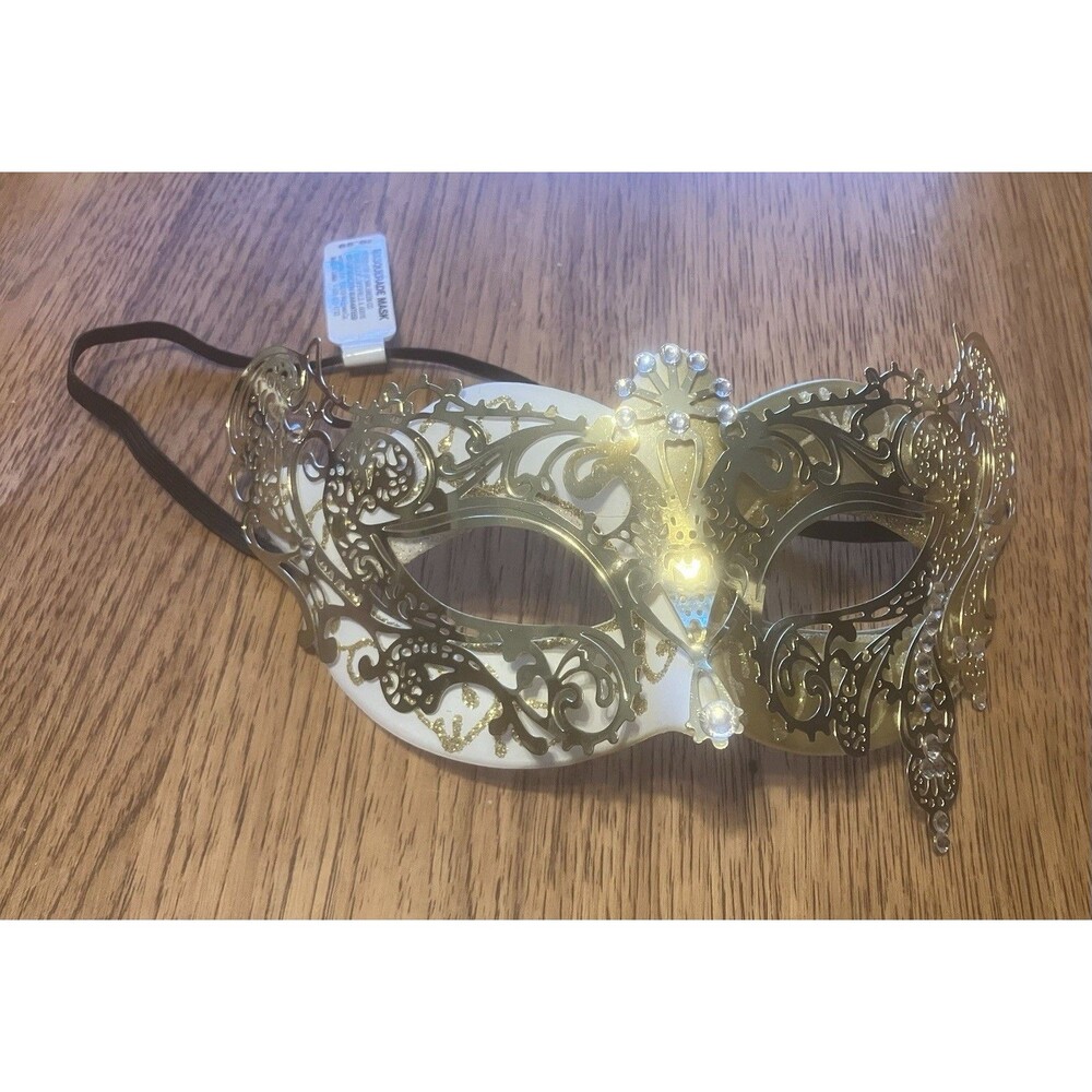 Women’s Masquerade Ball Mask - Metal And Plastic